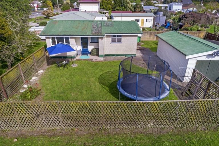 Photo of property in 2 Ora Street, Makaraka, Gisborne, 4010