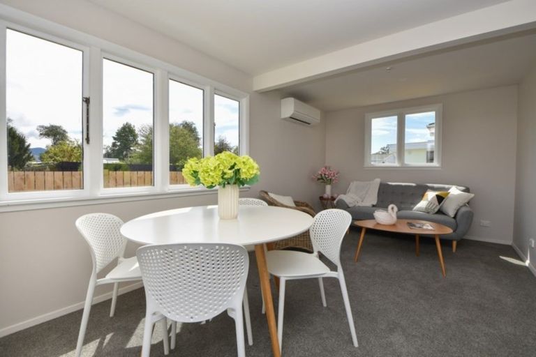 Photo of property in 8 Mckenzie Terrace, Carterton, 5713