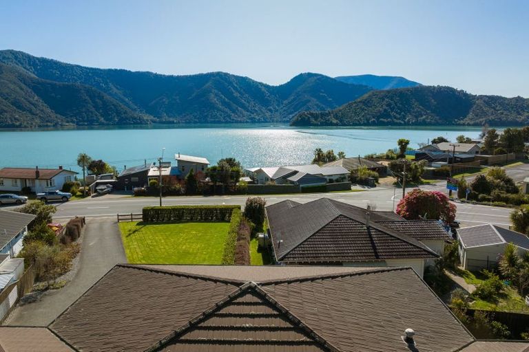 Photo of property in 103 Main Rd Havelock, Havelock, 7100