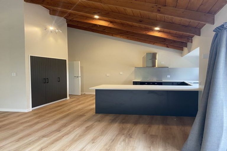 Photo of property in 378 Tararua Road, Levin, 5571