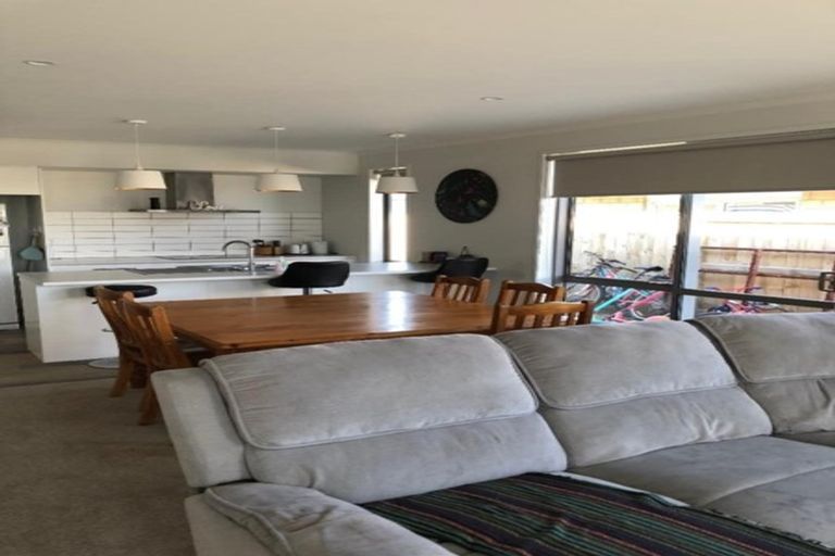 Photo of property in 12 Wahaika Way, Papamoa Beach, Papamoa, 3118