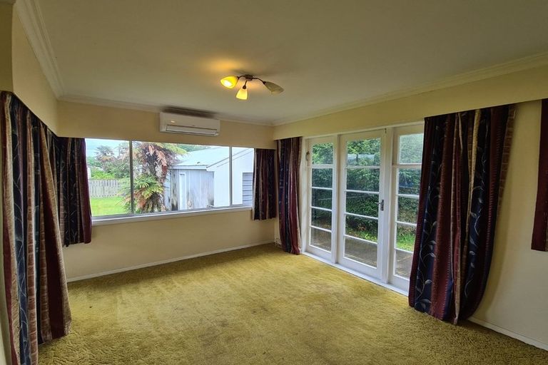 Photo of property in 11 Rugby Street, Levin, 5510