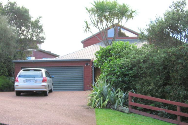 Photo of property in 6 Whale Cove, Stanmore Bay, Whangaparaoa, 0932