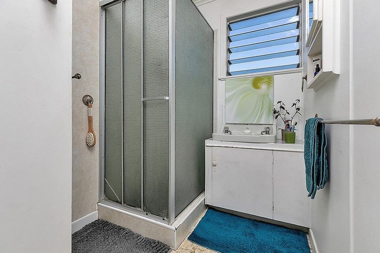 Photo of property in 31 Coronation Road, Hillcrest, Auckland, 0627