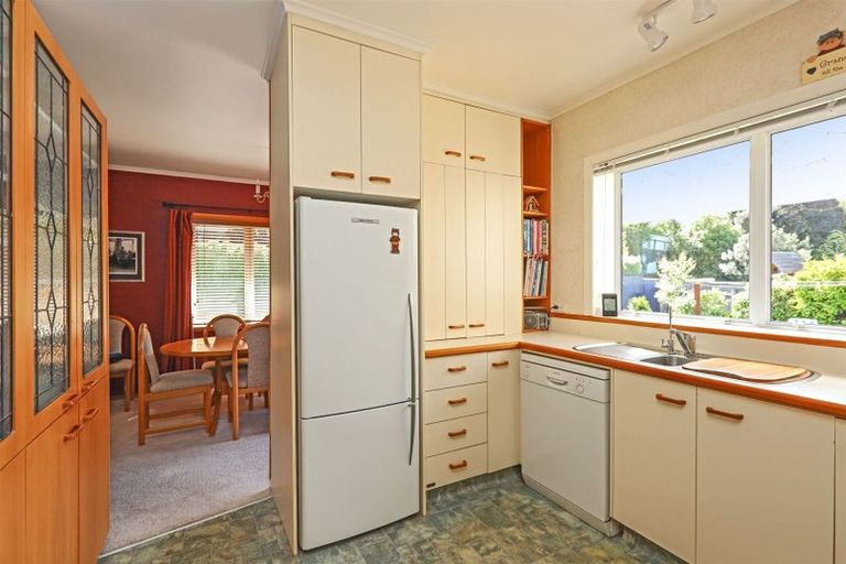 Photo of property in 32 Campbell Street, Havelock North, 4130