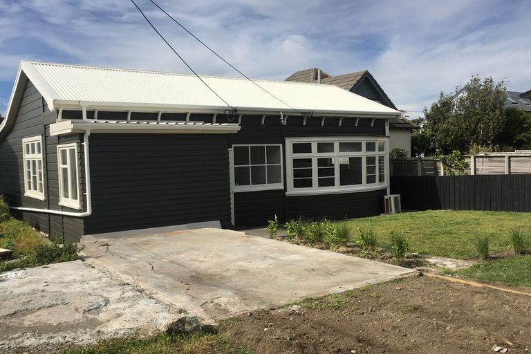 Photo of property in 39 Forres Street, Seatoun, Wellington, 6022