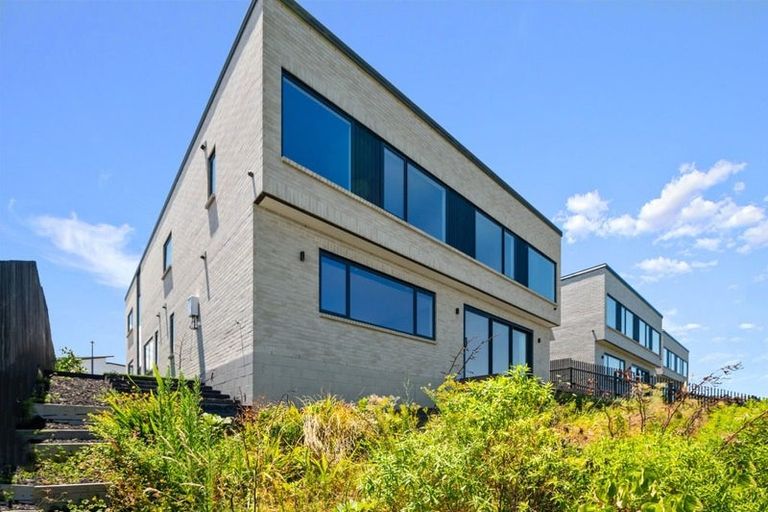 Photo of property in 43 Bristol Freighter Road, Hobsonville, Auckland, 0616