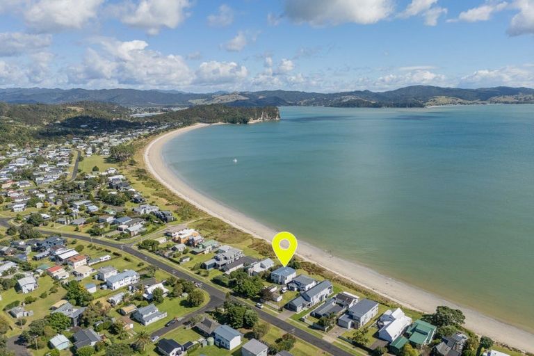 Photo of property in 99 Captain Cook Road, Cooks Beach, Whitianga, 3591