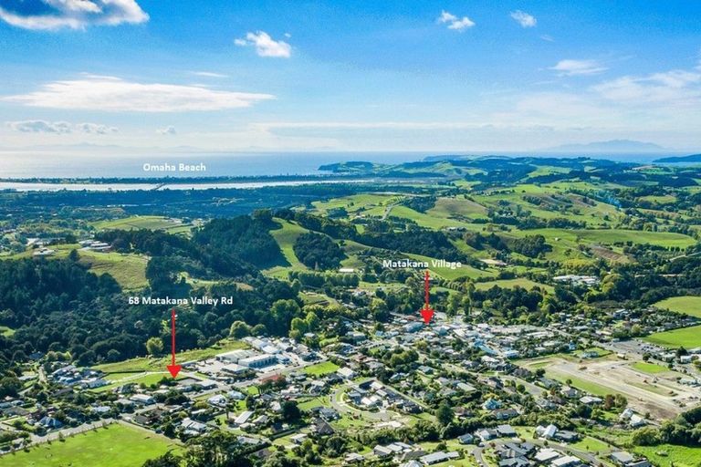 Photo of property in 68 Matakana Valley Road, Matakana, 0985