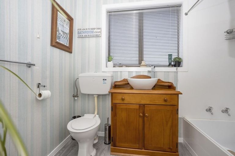 Photo of property in 6 Lock Street, Kingswell, Invercargill, 9812