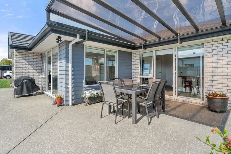 Photo of property in 12 Kotare Drive, Coastlands, Whakatane, 3120