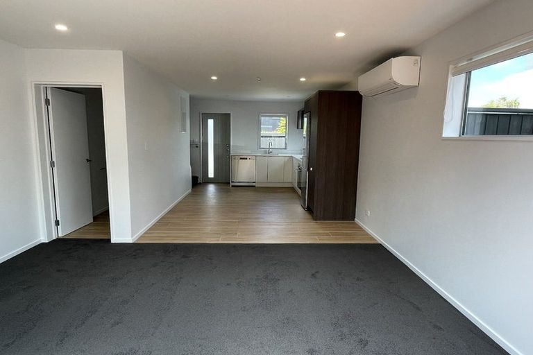 Photo of property in 2/111 Osborne Street, Waltham, Christchurch, 8011