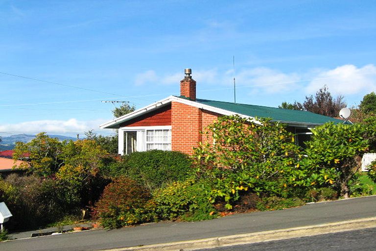 Photo of property in 106 Wakari Road, Helensburgh, Dunedin, 9010