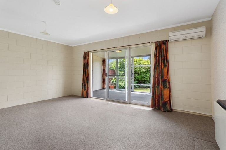 Photo of property in 8b Earnley Street, Rangiora, 7400