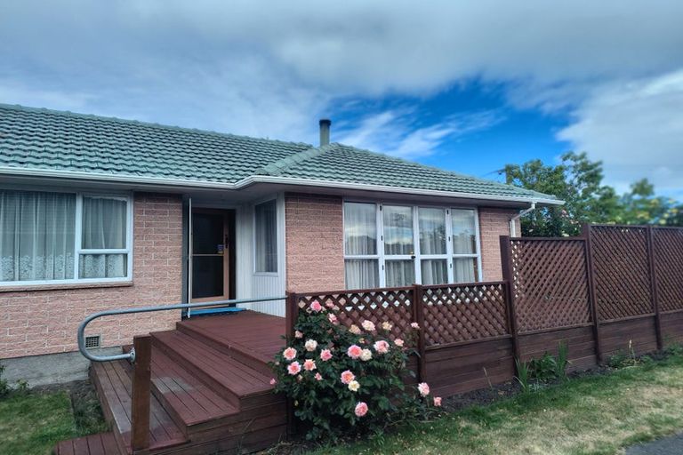 Photo of property in 6 Ariel Place, Aranui, Christchurch, 8061