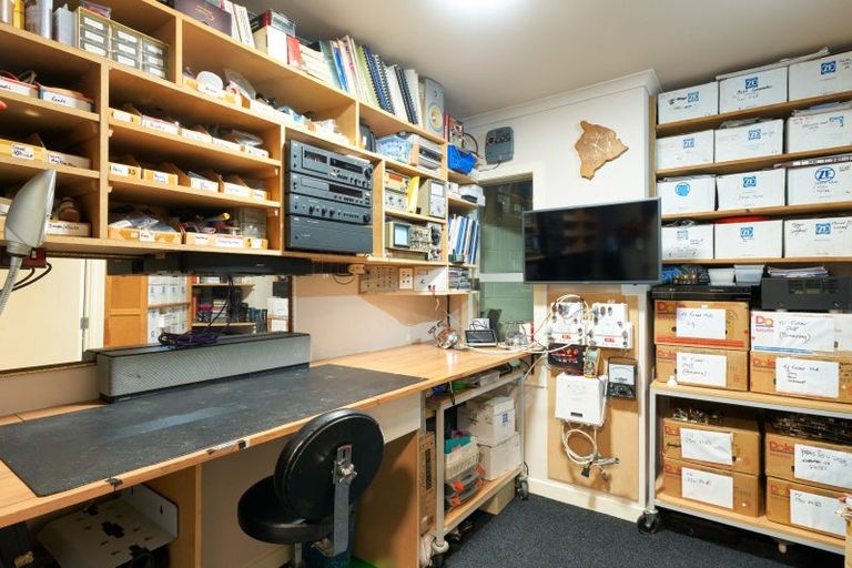 Photo of property in 30 Lowther Place, Taradale, Napier, 4112