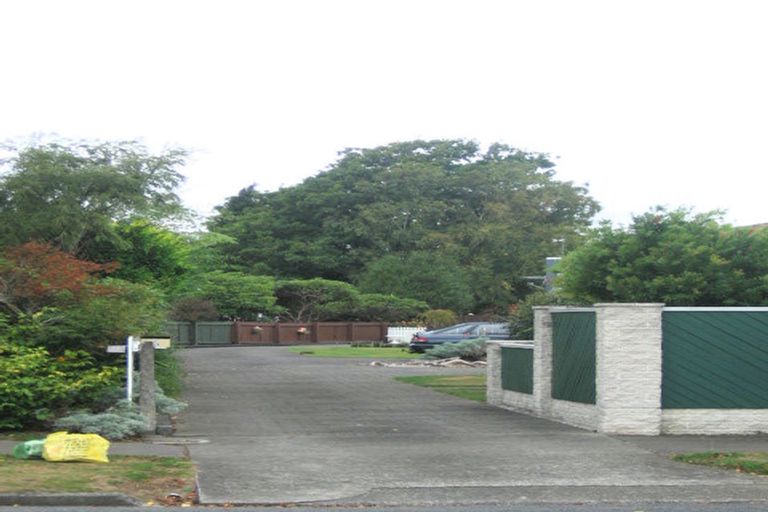 Photo of property in 1/63 Fraser Crescent, Elderslea, Upper Hutt, 5018