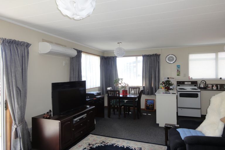 Photo of property in 1/192 Church Street, West End, Timaru, 7910