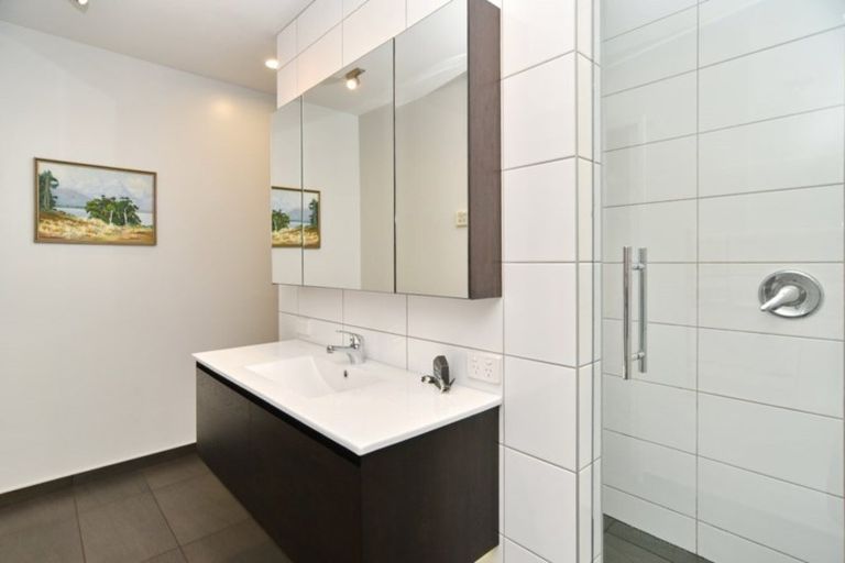 Photo of property in 105 Kotuku Crescent, Woolston, Christchurch, 8023