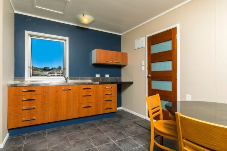 Photo of property in 117 Mahana Road, Waimauku, 0881