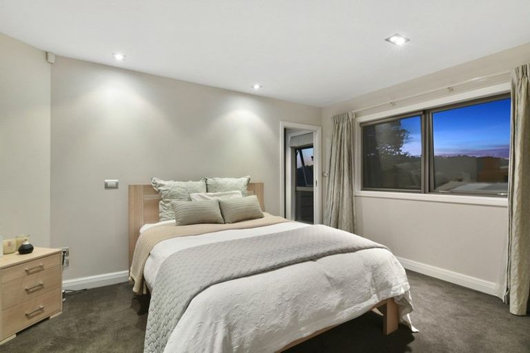 Photo of property in 100 Hobson Road, Lucas Heights, Auckland, 0632