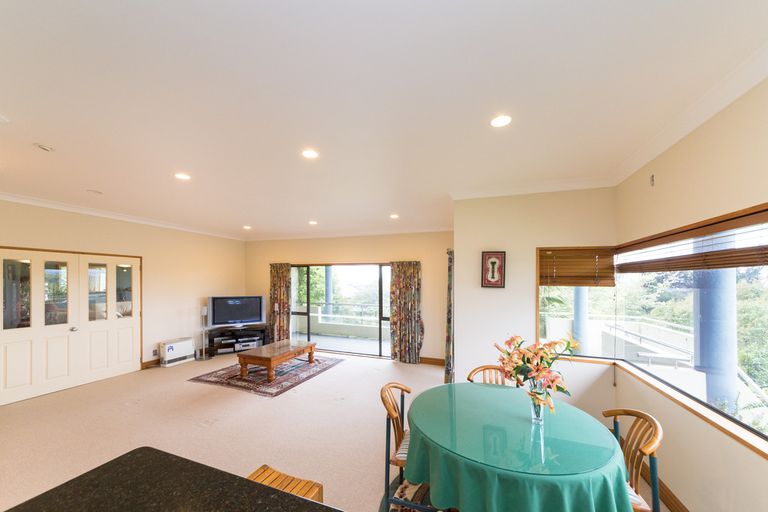 Photo of property in 55 The Strand, Fitzherbert, Palmerston North, 4410