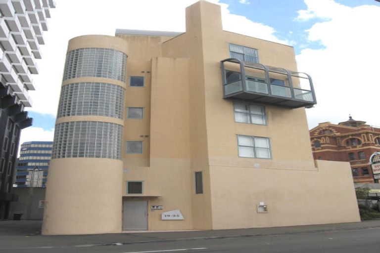 Photo of property in 19 Murphy Street, Thorndon, Wellington, 6011