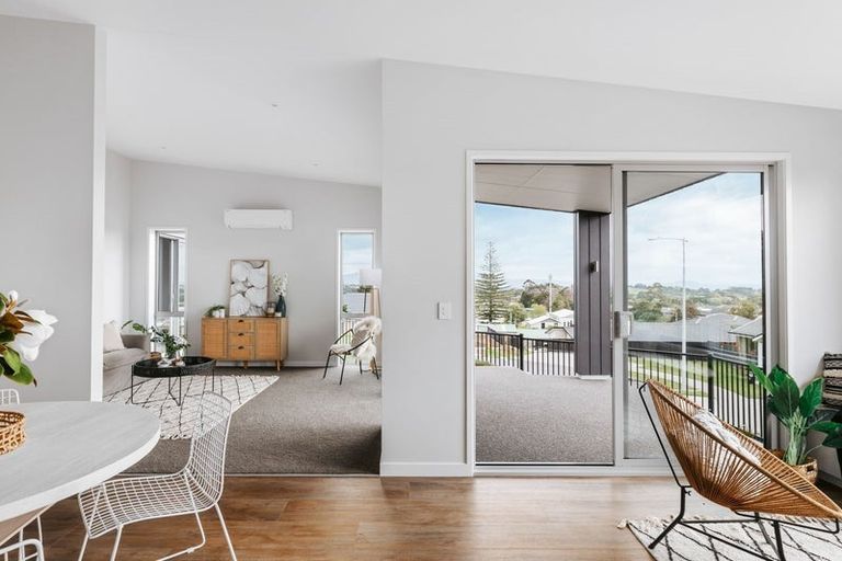 Photo of property in 16 Te Kaka Place, Omokoroa, 3114