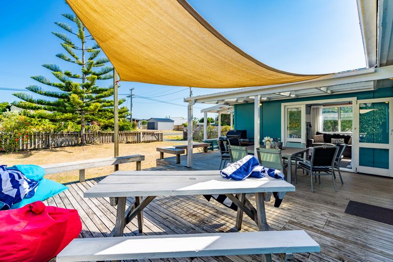 Photo of property in 28 Wood Street, Mangawhai Heads, Mangawhai, 0505
