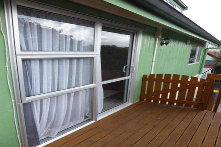 Photo of property in 3/14 Craigbank Avenue, New Lynn, Auckland, 0600