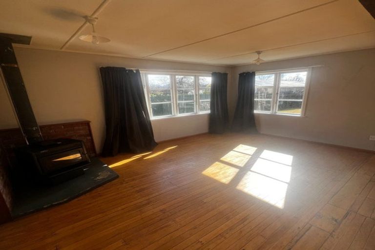 Photo of property in 4 Hunter Crescent, Twizel, 7901