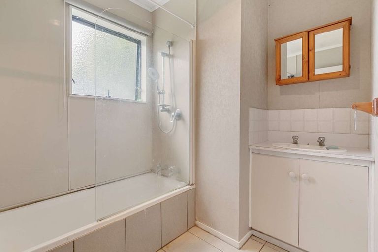 Photo of property in 4b Wingrove Road, Owhata, Rotorua, 3010