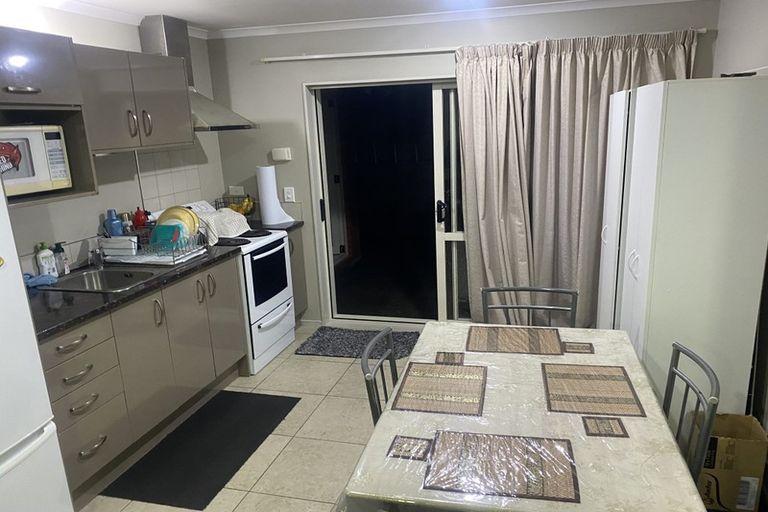 Photo of property in 20 Salford Crescent, Flat Bush, Auckland, 2019