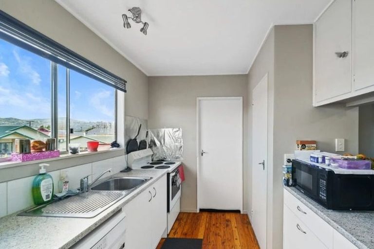 Photo of property in 121-123 Bell Road, Waiwhetu, Lower Hutt, 5010