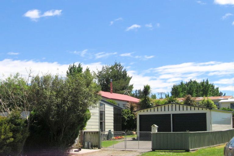 Photo of property in 24 Elsdon Best Street, Riverdale, Gisborne, 4010