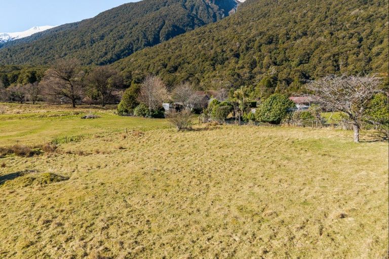 Photo of property in 48a Rata Road, Makarora, Wanaka, 9382