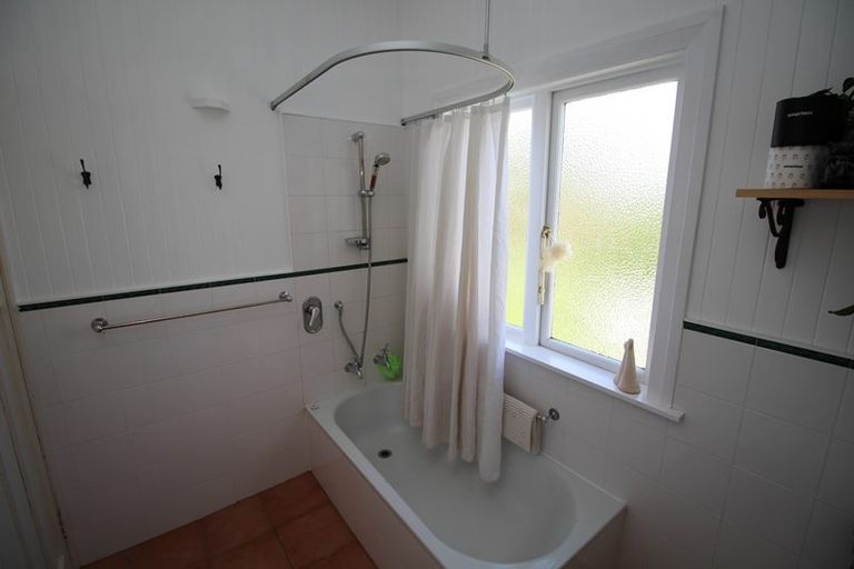 Photo of property in 5 Pukepapa Road, Marton, 4710