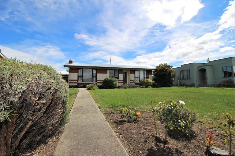 Photo of property in 67 Royal Terrace, Alexandra, 9320