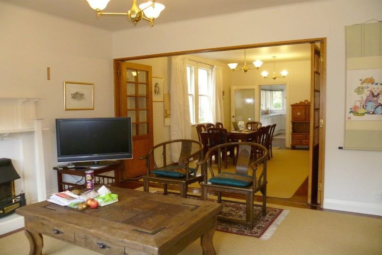 Photo of property in 11 Glen Road, Kelburn, Wellington, 6012