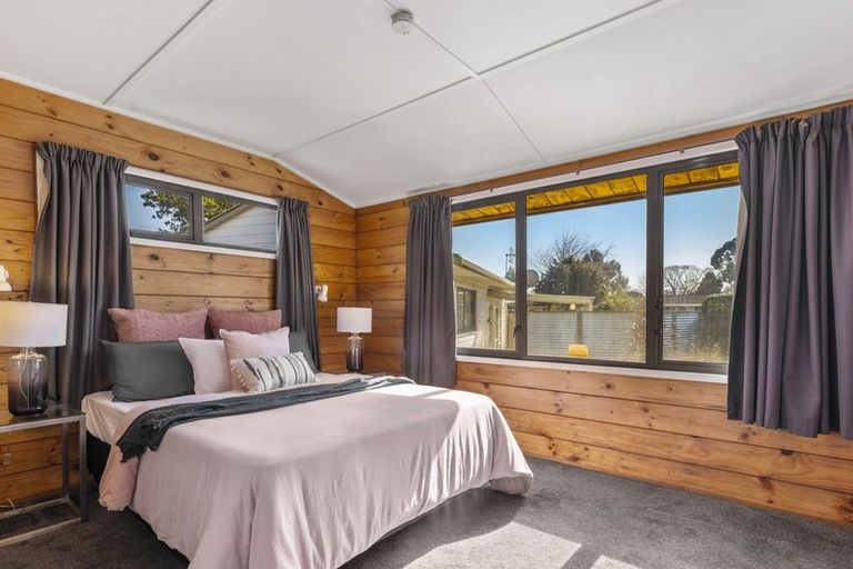 Photo of property in 5 Tuara Place, Rotorua, 3010