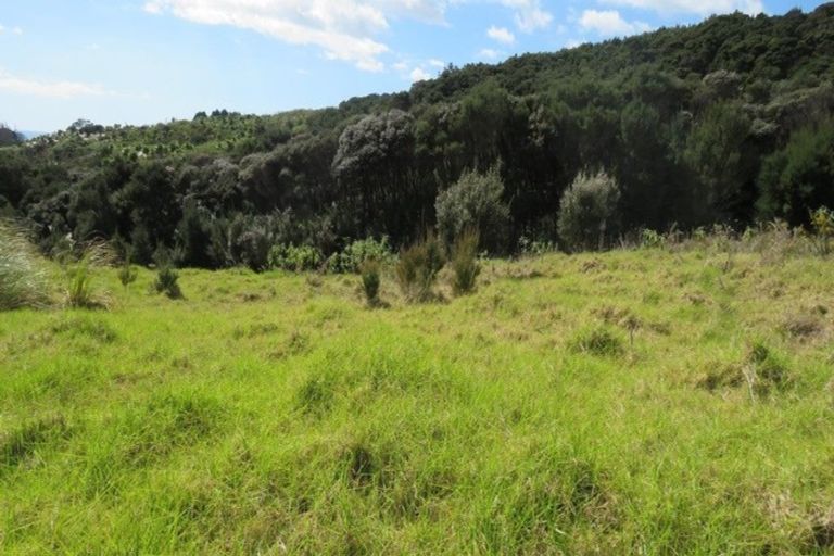 Photo of property in 129 Stratford Drive, Cable Bay, 0420