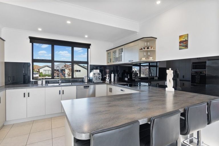 Photo of property in 54 Cairns Crescent, Rototuna, Hamilton, 3210