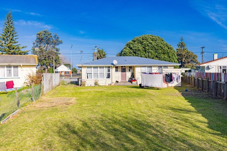 Photo of property in 170 Puriri Street, Castlecliff, Whanganui, 4501