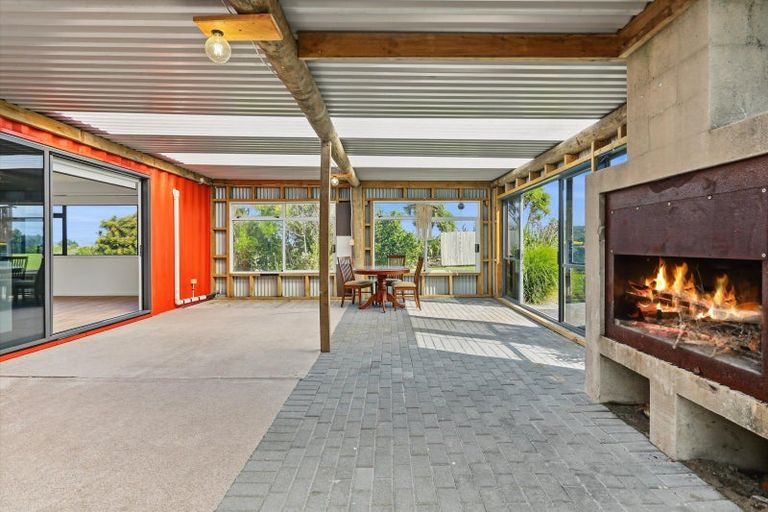 Photo of property in 564a Pukehina Parade, Pukehina, Te Puke, 3189