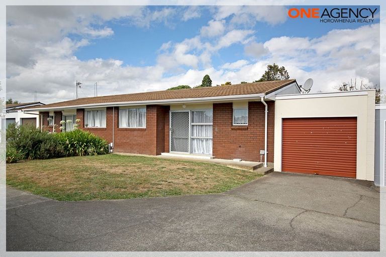 Photo of property in 3/18a Kings Drive, Levin, 5510