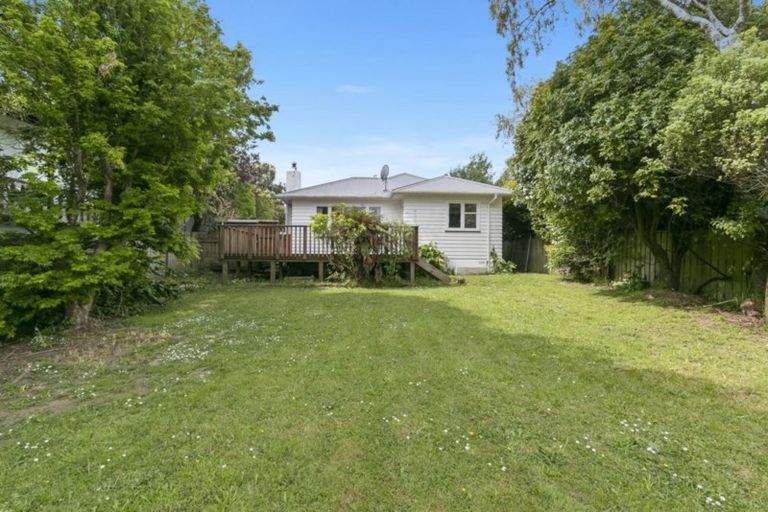 Photo of property in 10 Hugh Duncan Street, Haywards, Lower Hutt, 5018