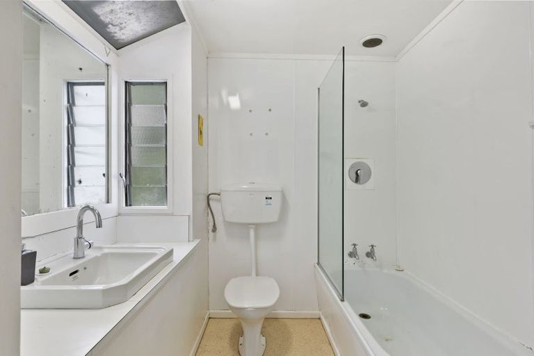 Photo of property in 86 Salamanca Road, Kelburn, Wellington, 6012