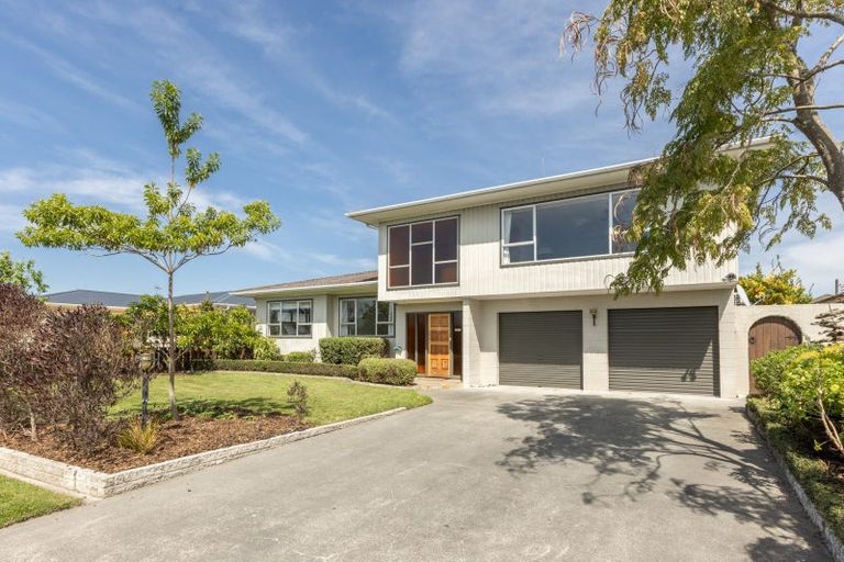 Photo of property in 25 Laurent Place, Greenmeadows, Napier, 4112