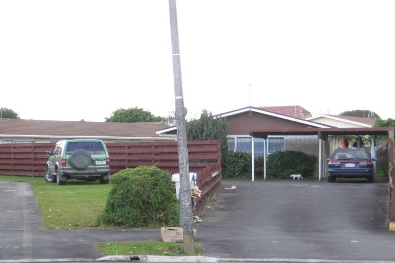 Photo of property in 1/6 Snead Place, Hamilton East, Hamilton, 3216