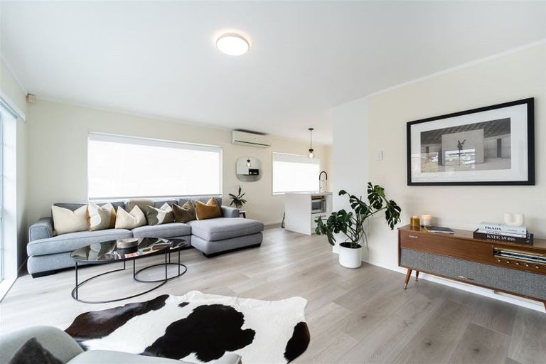 Photo of property in 35a Stanley Avenue, Milford, Auckland, 0620